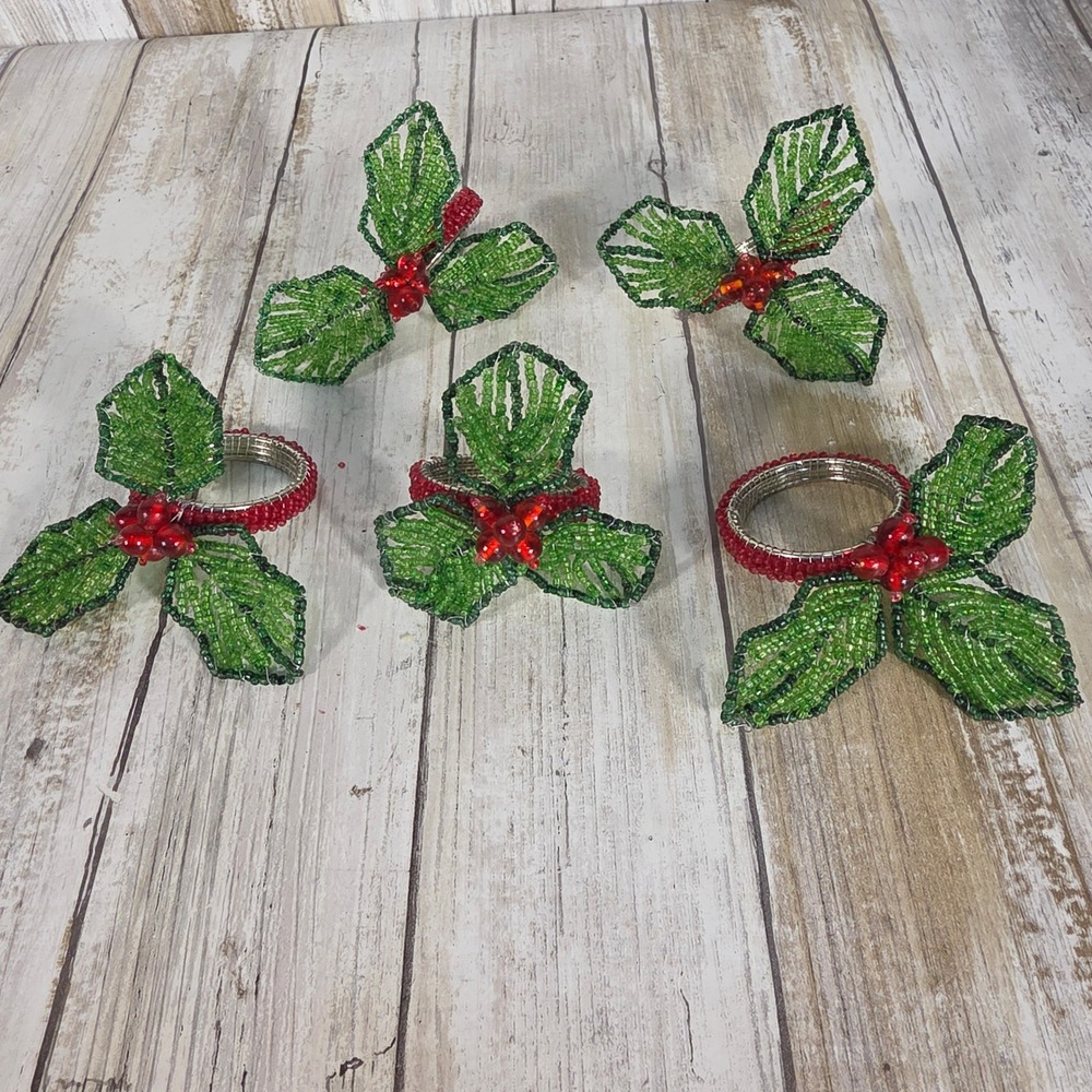 Set of 5 Beaded Holly Berry Napkin Rings Christmas Holiday Table Decor Green Red